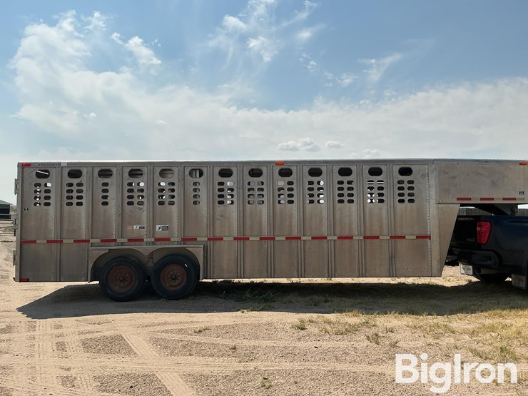 1998-wilson-livestock-trailer-image-4