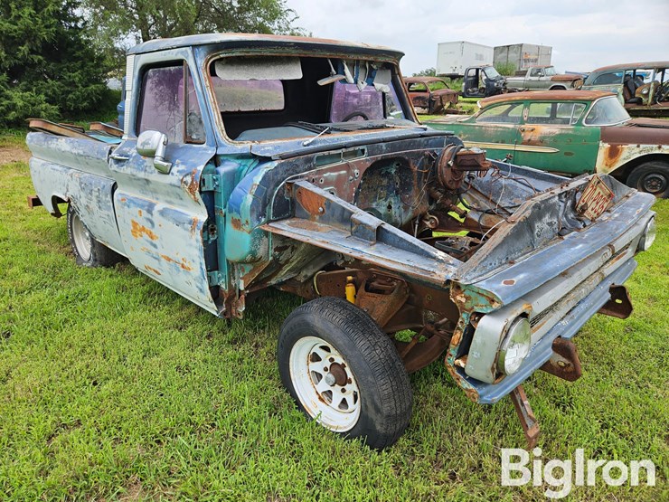 1965-chevrolet-c10-image-3