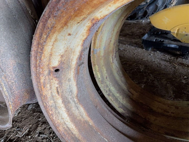 (2)-john-deere-d-rims-image-2