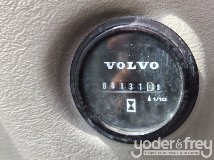2015-volvo-ec350el-image-79