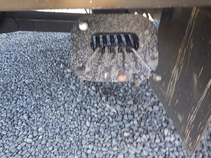 2012-dodge-2500-image-18