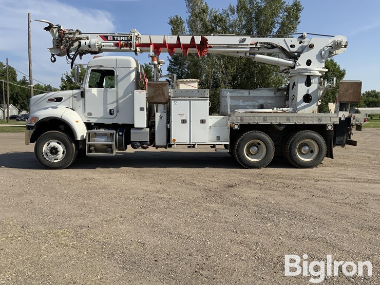 2013-peterbilt-348-image-8