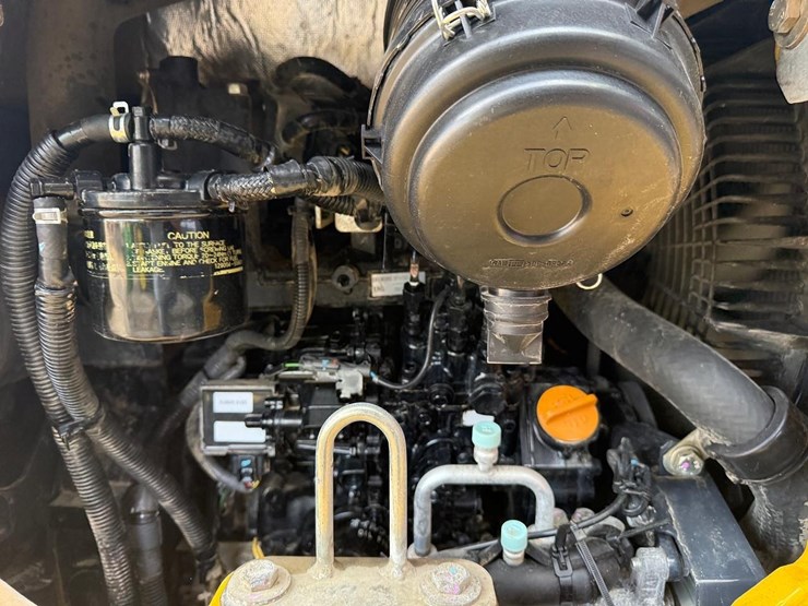 2015-deere-35g-image-14