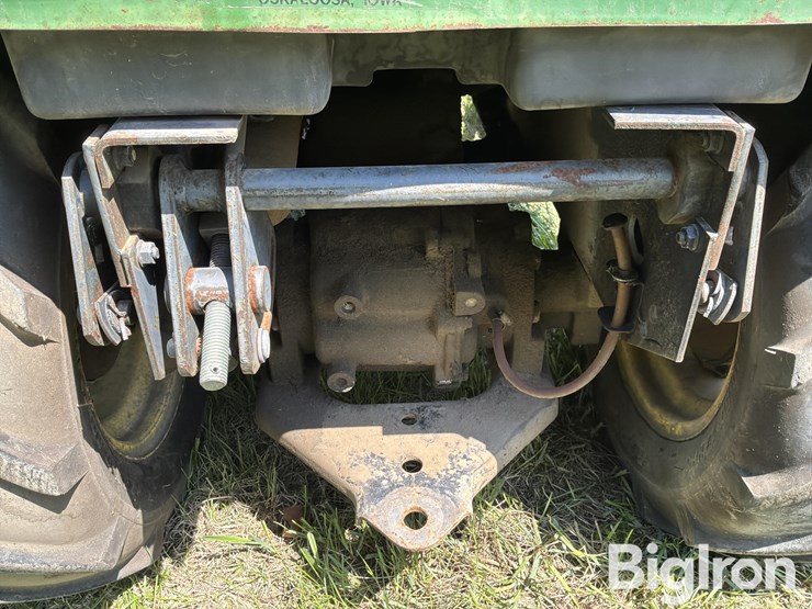 1985-john-deere-318-image-17