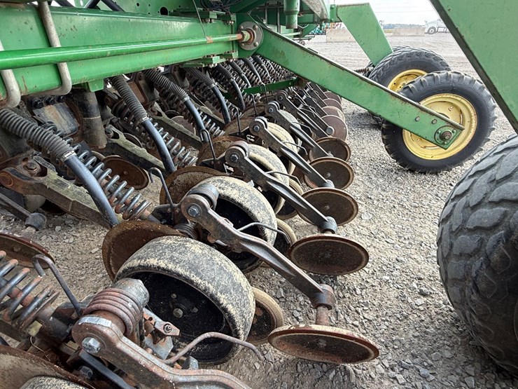 john-deere-1560-image-8