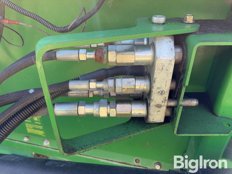 john-deere-635f-image-12