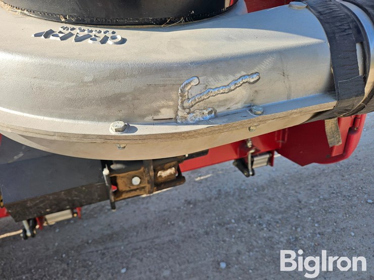 2011-case-ih-3020-image-14
