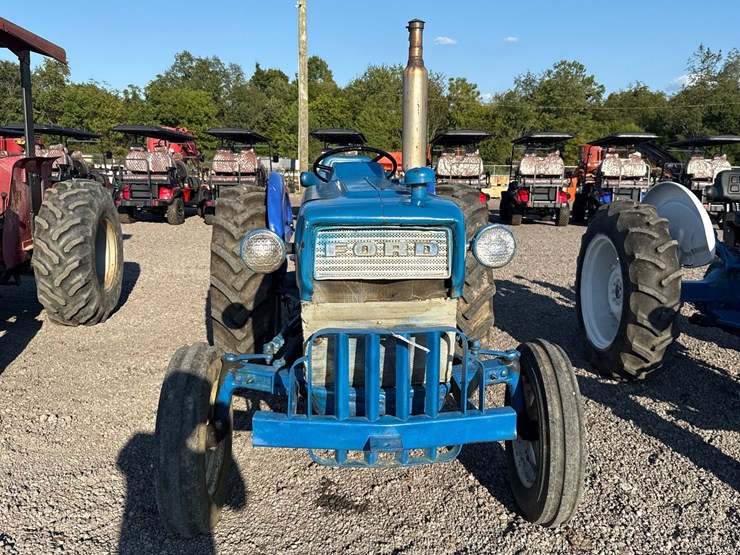 ford-3000-image-2