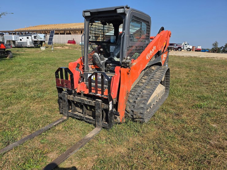 2024-kubota-svl97-2-image-1