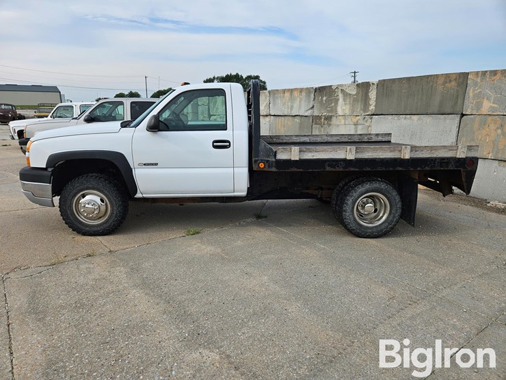 2006-chevrolet-silverado-3500-image-8