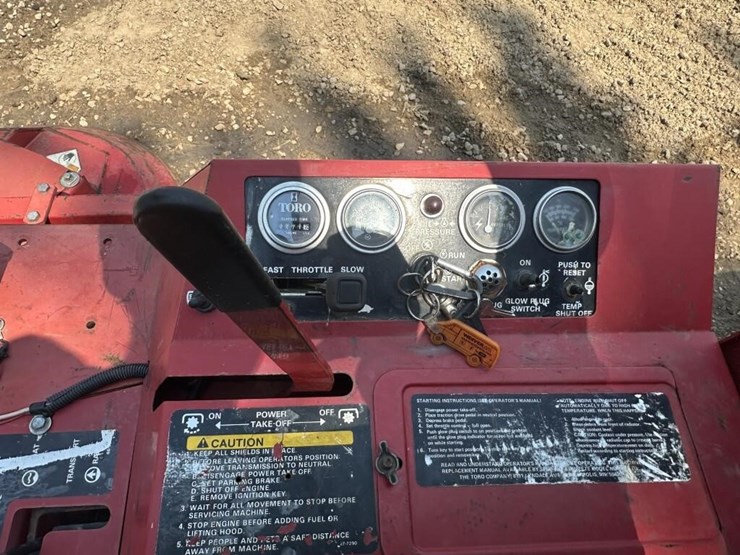 toro-groundsmaster-322d-image-13