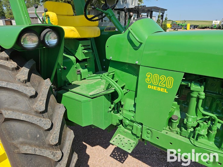 1969-john-deere-3020-image-18