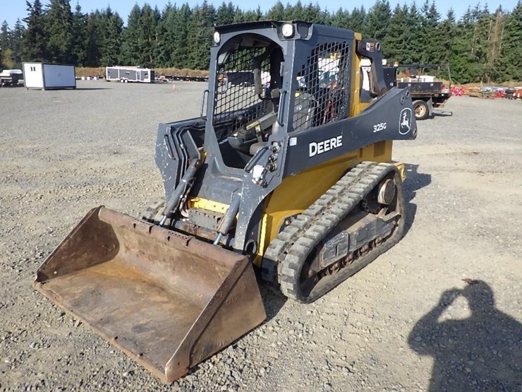 deere-325g-image-1
