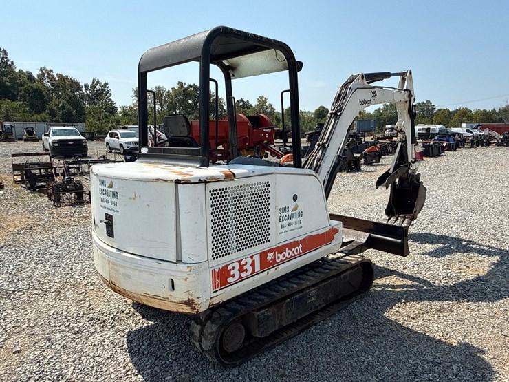 bobcat-331-image-3