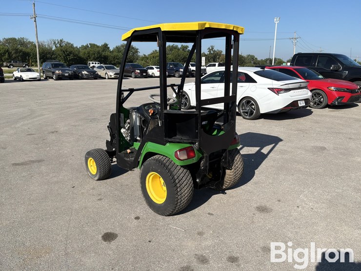 2002-john-deere-300-image-7