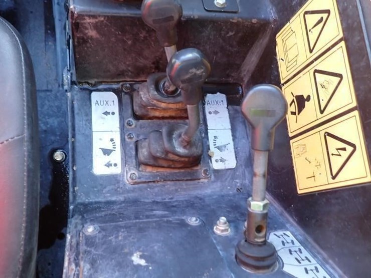 2018-jcb-509-42-image-18