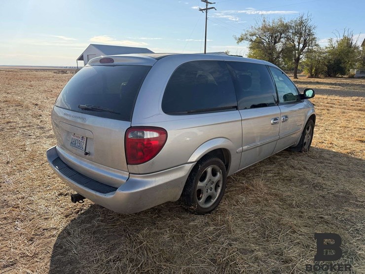 2001-dodge-grand-caravan-image-4