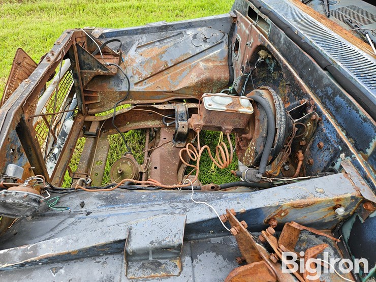 1965-chevrolet-c10-image-9