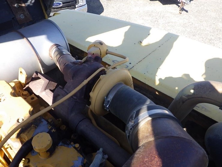 deere-330c-lc-image-37