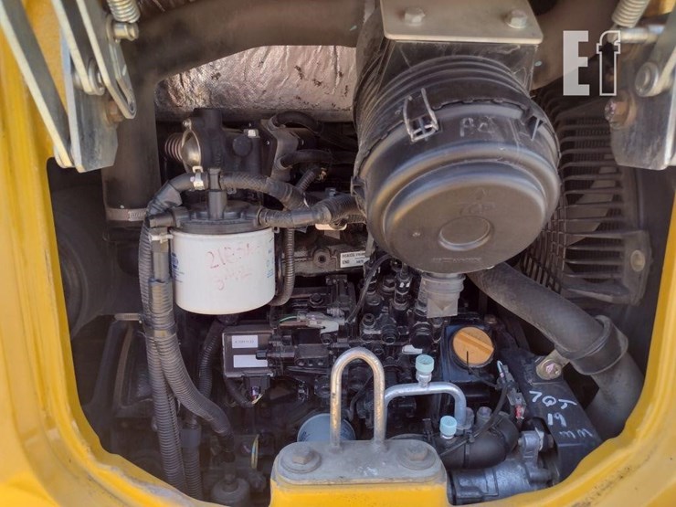 2014-deere-35g-image-35