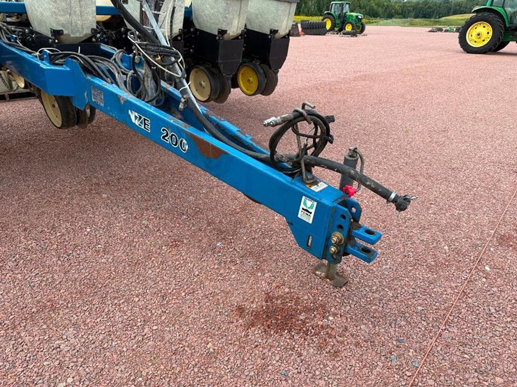 1999-kinze-2000-image-16