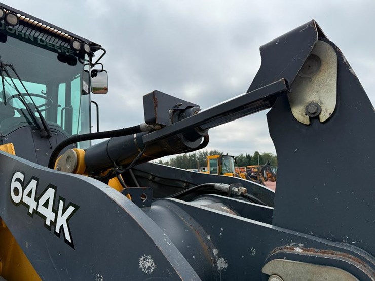 deere-644k-image-37