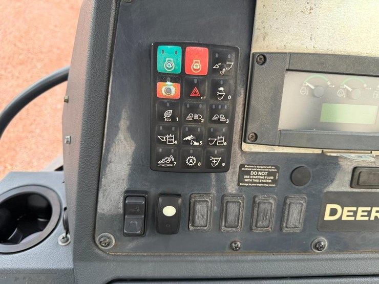 2019-deere-310sl-hl-image-60