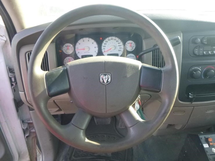 2005-dodge-ram-2500-image-10
