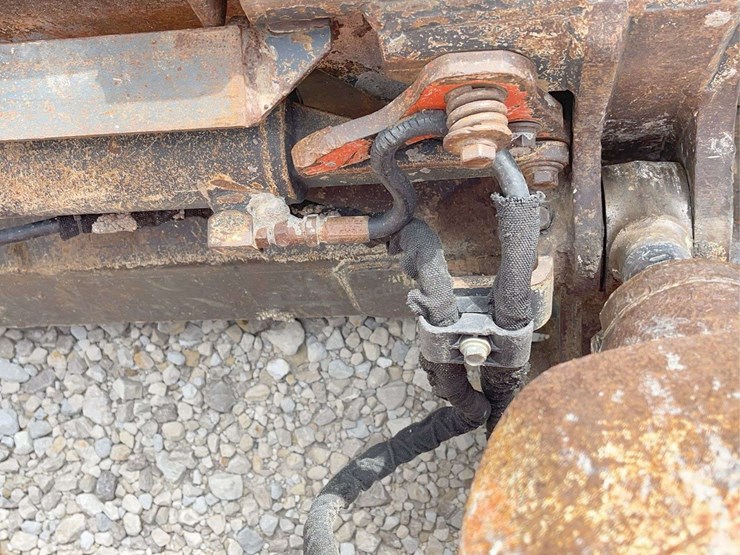 2015-kubota-svl90-image-14