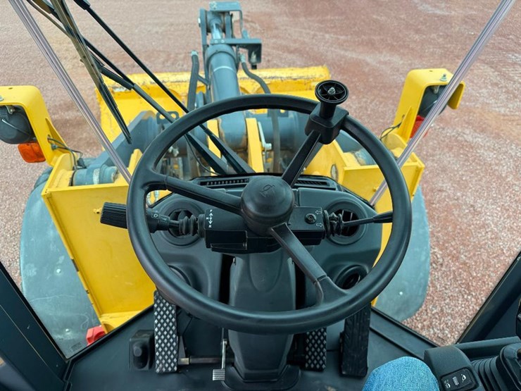 deere-624k-image-63