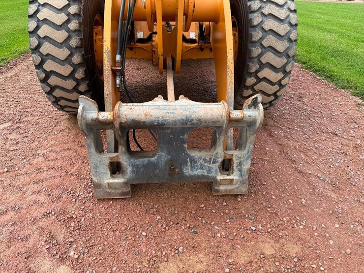 2009-case-621e-xr-image-29