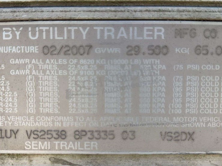 2008-utility-4000dx-image-9