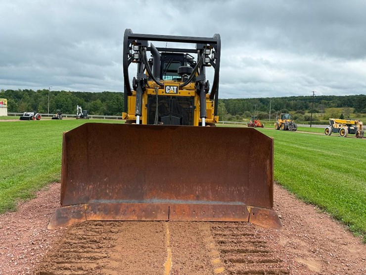 caterpillar-d6t-xl-image-2