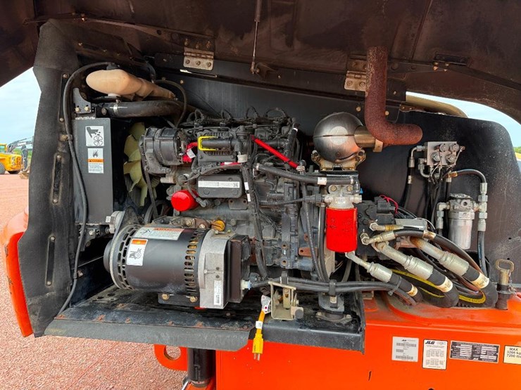 jlg-400s-image-36
