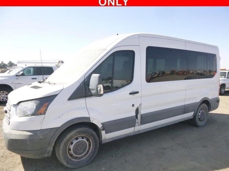 2018-ford-transit-image-1