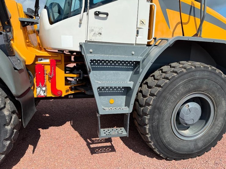 liebherr-l546-image-11