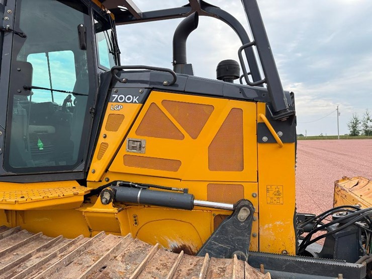 deere-700k-lgp-image-19