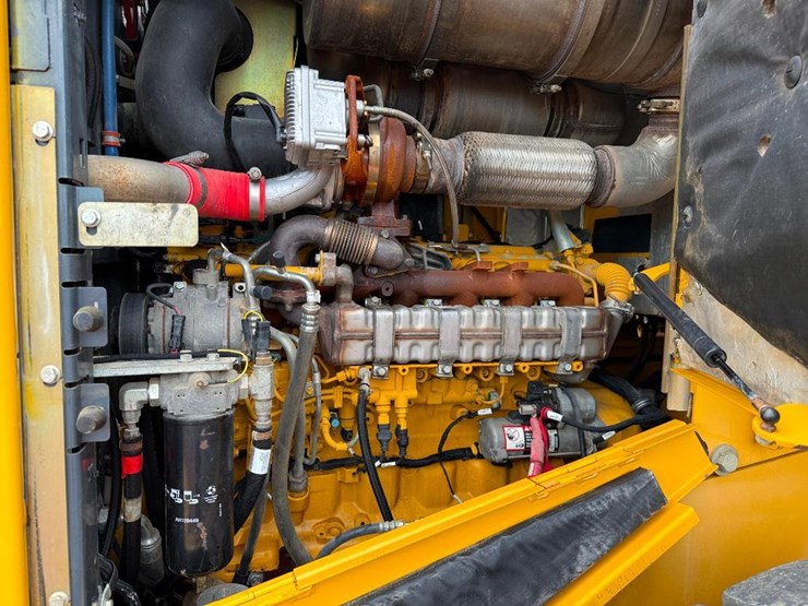 deere-624k-image-42