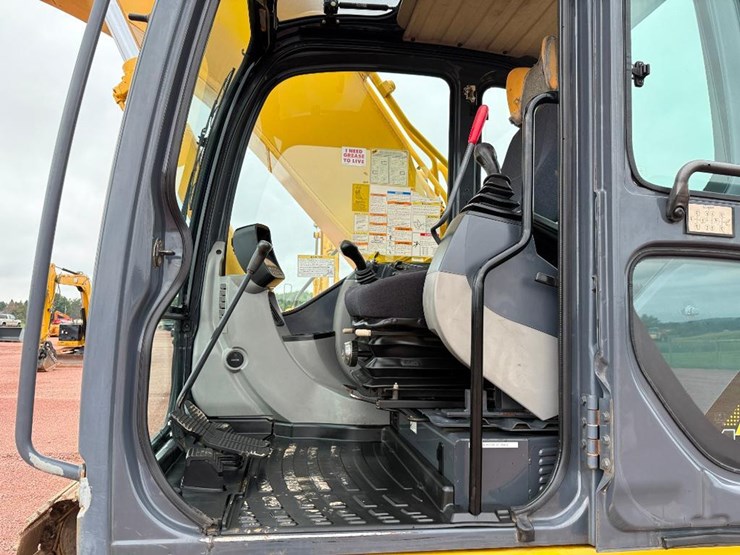 kobelco-sk210-lc-8-image-43