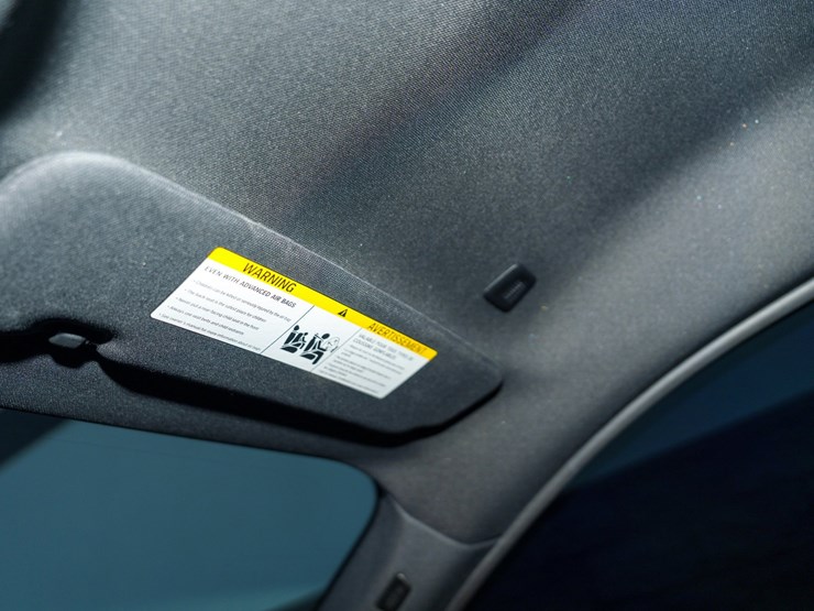 #1064-•-2015-bmw-i-8-image-78