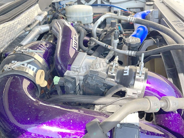 2015-chevrolet-2500hd-image-31