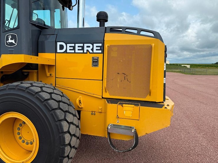 deere-524k-image-21