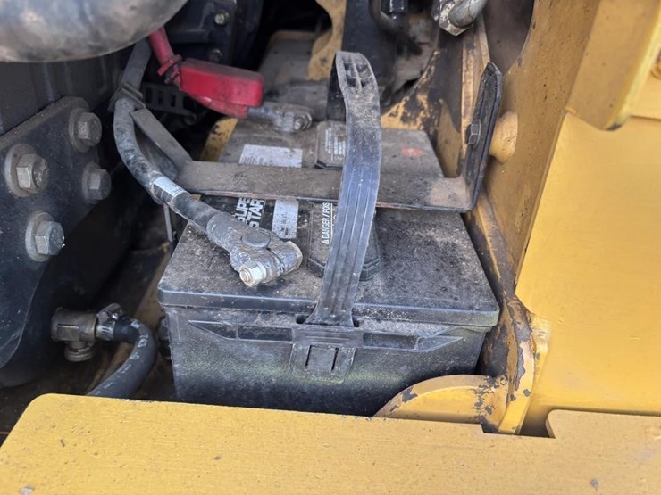 caterpillar-257b2-image-46