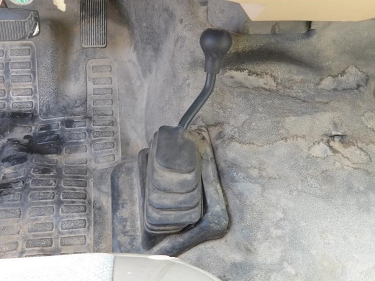 2010-ford-f450-image-21