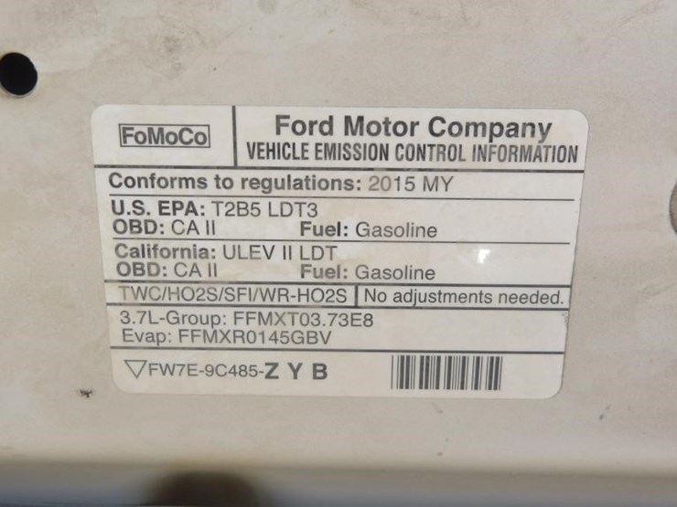 2015-ford-explorer-image-13
