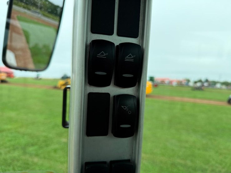 volvo-l90f-image-60