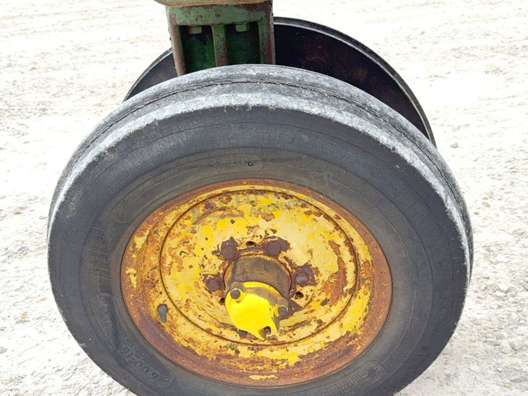 john-deere-630-image-46