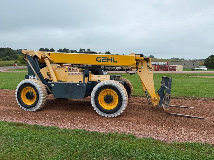 2015-gehl-rs6-42-image-3
