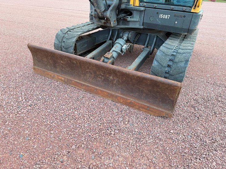 volvo-ecr88-image-29