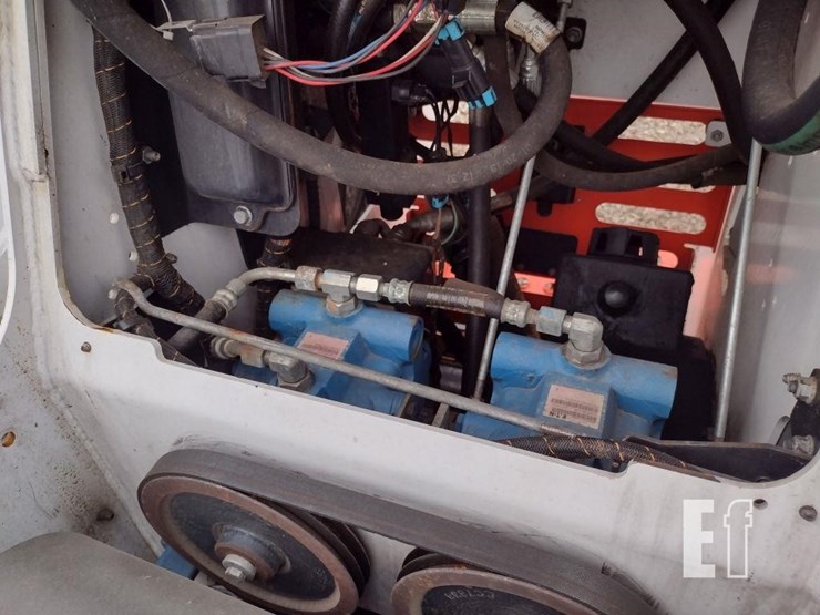 2019-bobcat-mt85-image-26